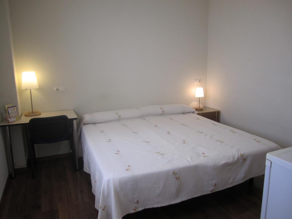 Hostal El Estudio Almansa Zewnętrze zdjęcie