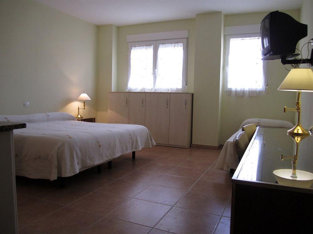 Hostal El Estudio Almansa Zewnętrze zdjęcie