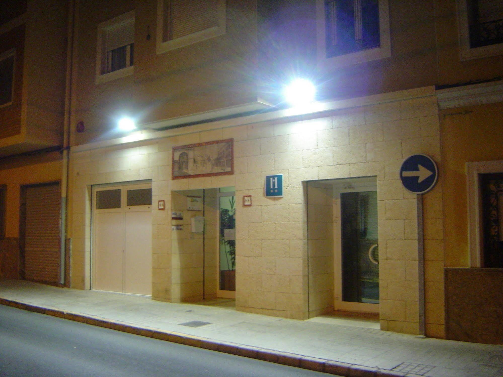 Hostal El Estudio Almansa Zewnętrze zdjęcie